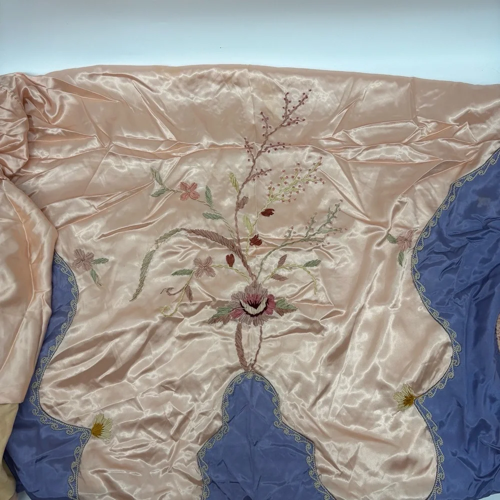 Twin Bedspread Vintage Peach Blue‎ Floral Scalloped Embroidered Cozy Cottagecore